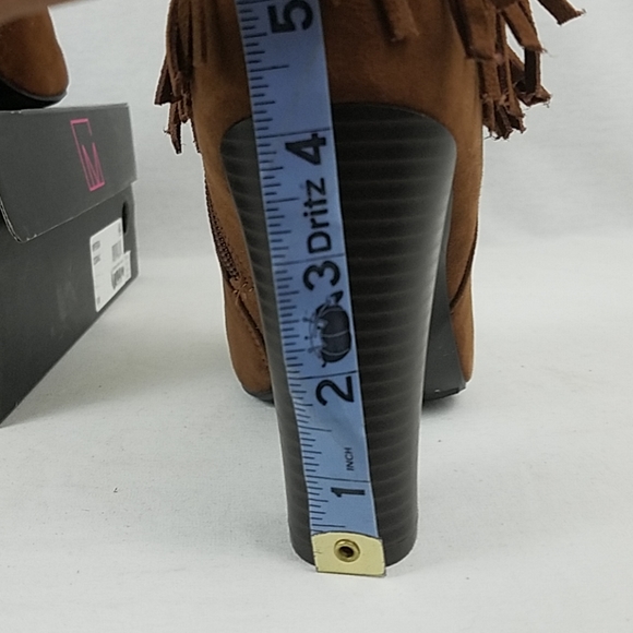 Material Girl Mpersia Ankle Boots - Picture 6 of 6